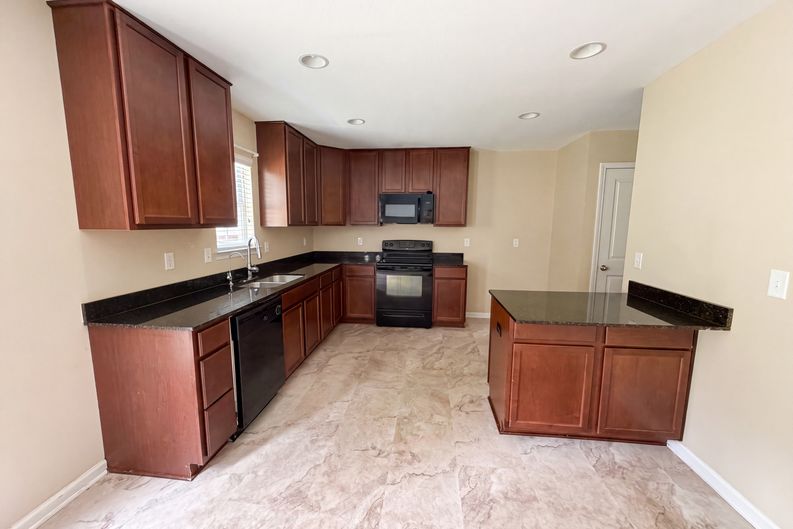 Photo 6 of 20 of 1066 Rabon Pond Dr, Columbia, SC