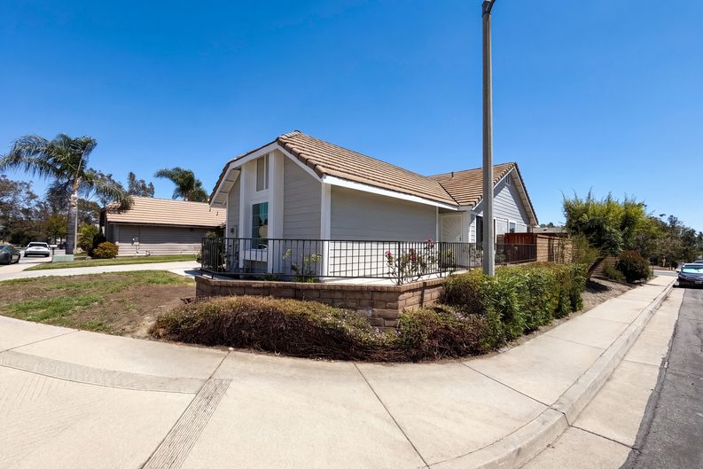 Photo 17 of 22 of 12305 Daisy Ct, Rancho Cucamonga, CA