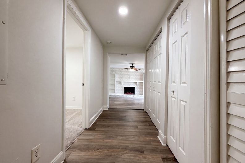 Photo 17 of 19 of 7008 Thurston Rd, Jacksonville, FL