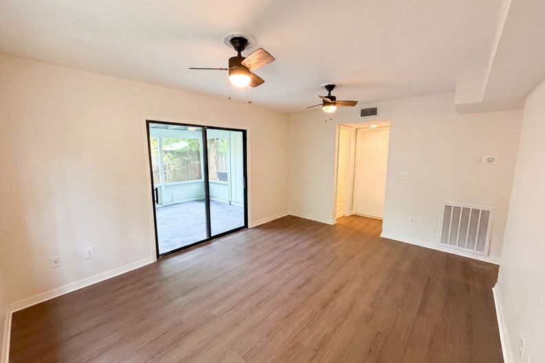 Photo 9 of 28 of 830 Dunbar Ter, Winter Springs, FL