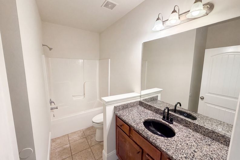 Photo 34 of 51 of 1481 Azalea Brook Dr, Lawrenceville, GA