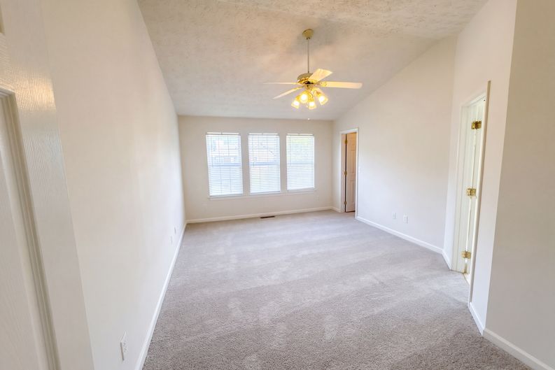 Photo 4 of 60 of 2492 Halcyon Way, Lawrenceville, GA