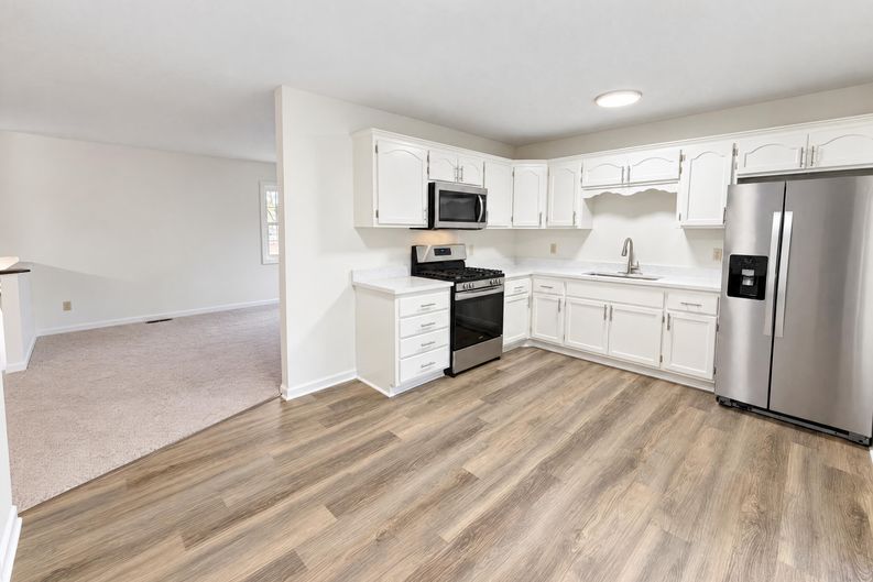 Photo 3 of 17 of 5418 142nd Ave NW, Ramsey, MN