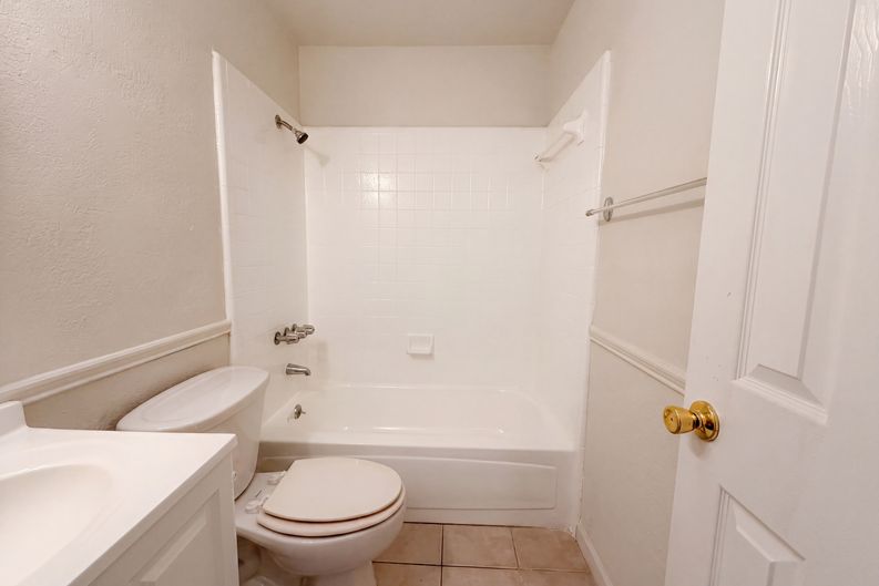 Photo 11 of 16 of 912 Hackberry St, Copperas Cove, TX