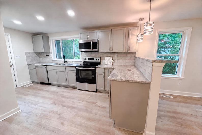 Photo 11 of 17 of 511 Manigault St, Winnsboro, SC
