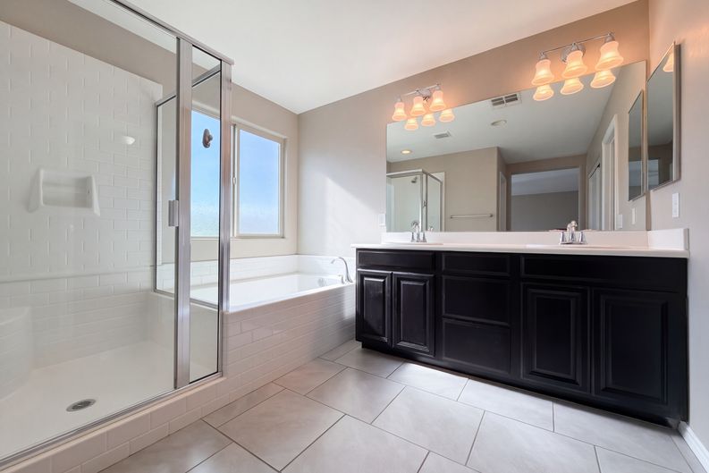 Photo 16 of 35 of 12243 Loggeta Way, Las Vegas, NV