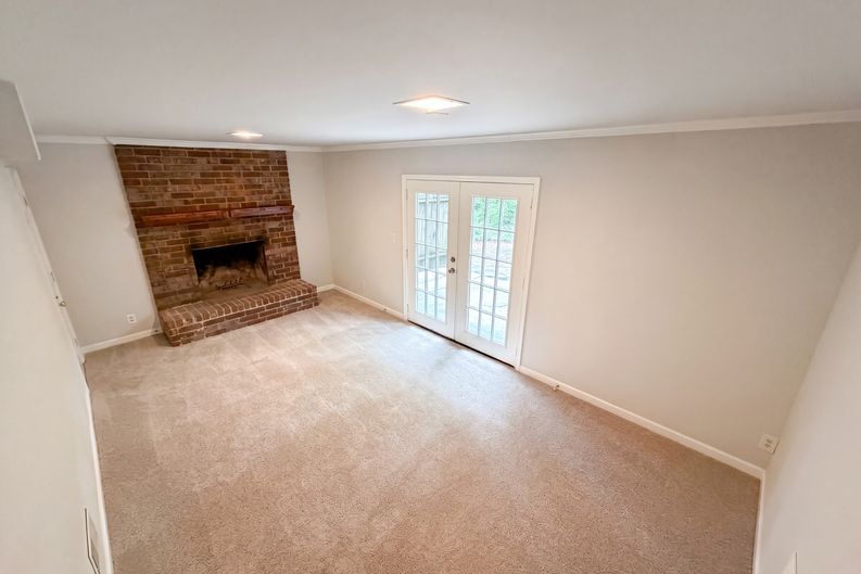 Photo 13 of 22 of 1271 Seven Springs Cir, Marietta, GA