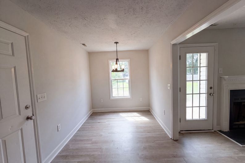 Photo 7 of 15 of 444 Northwoods Dr, Raeford, NC