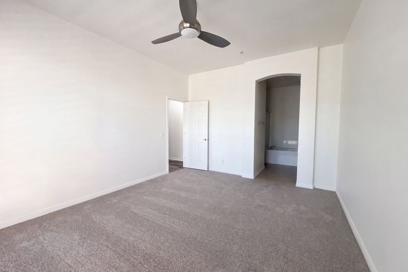 Photo 10 of 27 of 19550 N Grayhawk Dr, Scottsdale, AZ