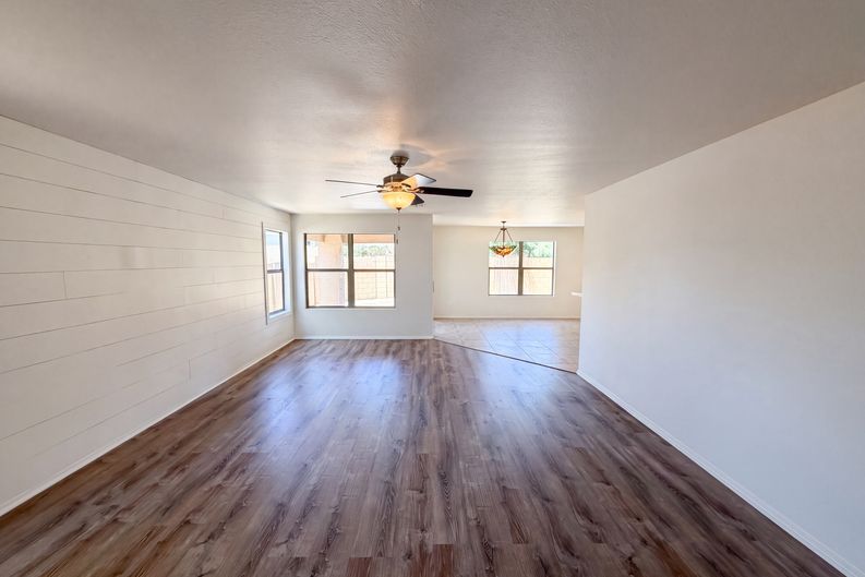 Photo 3 of 27 of 7500 E Deer Valley Rd, Scottsdale, AZ