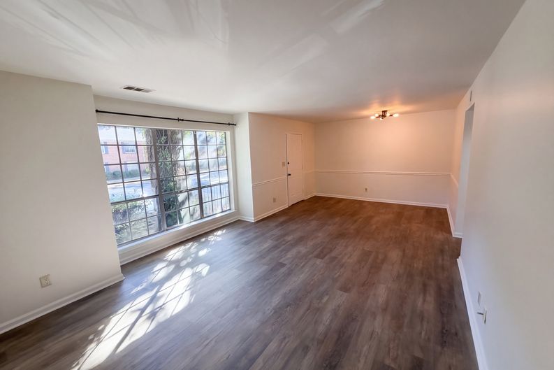 Photo 9 of 27 of 2024 Montreat Pkwy, Vestavia Hills, AL