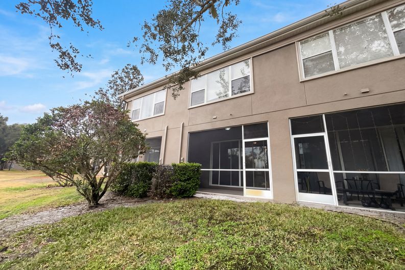 Photo 5 of 26 of 4126 Key Thatch Dr, Tampa, FL