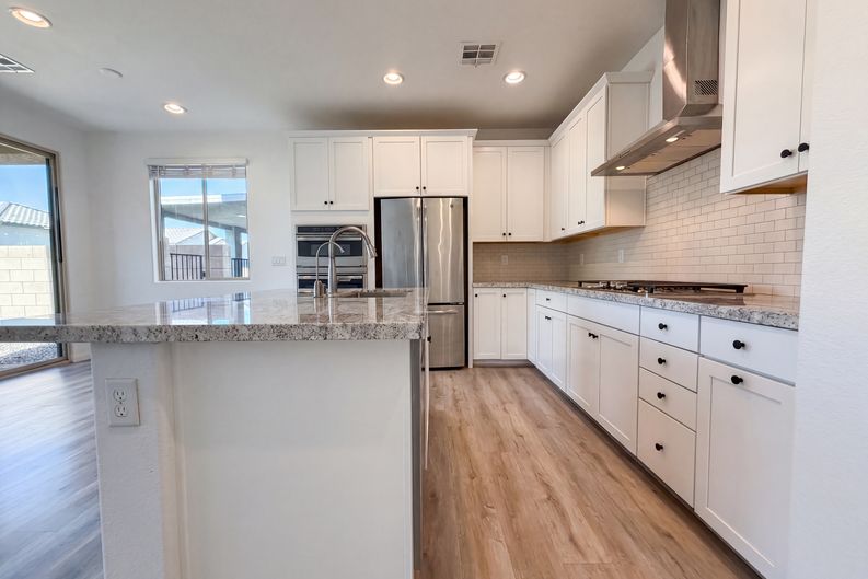 Photo 8 of 22 of 6238 Ashley Hills Ave, Las Vegas, NV