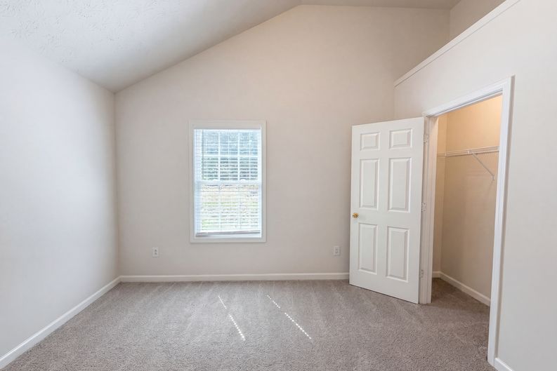 Photo 15 of 25 of 6774 Fairfax Ct, Lithonia, GA