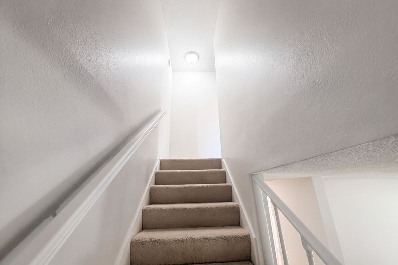 Photo 10 of 27 of 912 S Mountain Ave, Ontario, CA