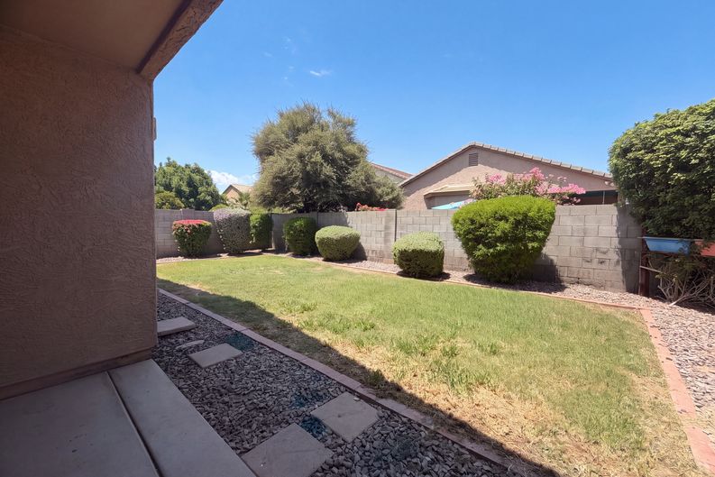 Photo 16 of 17 of 426 E Payton St, San Tan Valley, AZ