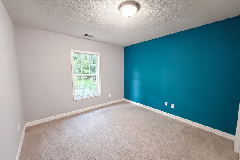 Photo 13 of 17 of 1 Plover Ct, Columbia, SC