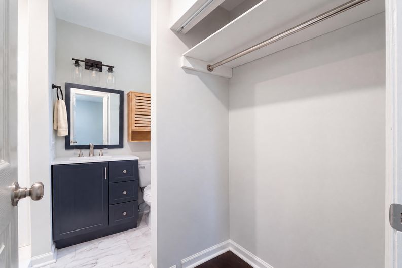 Photo 20 of 29 of 1710 Fairhaven Dr, Columbia, SC