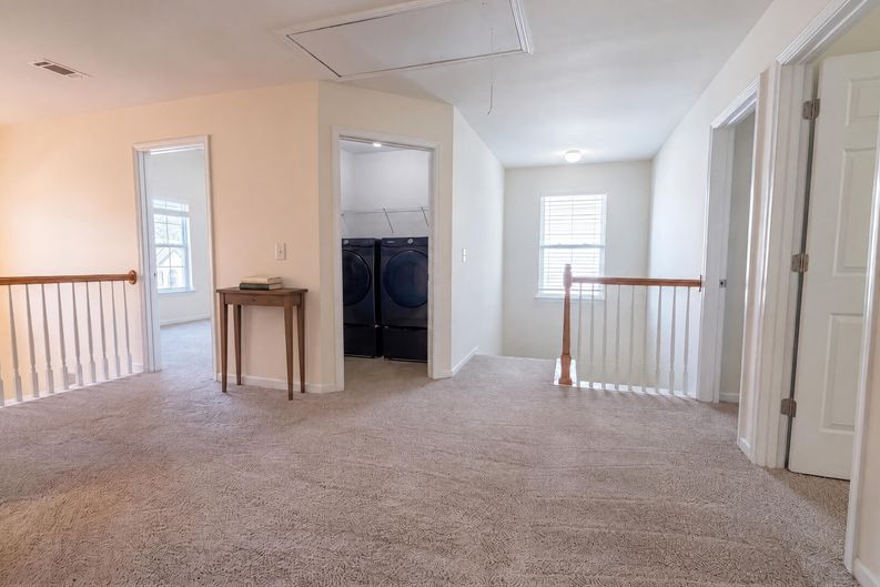 Photo 16 of 25 of 330 Oxnard Cir SW, Atlanta, GA