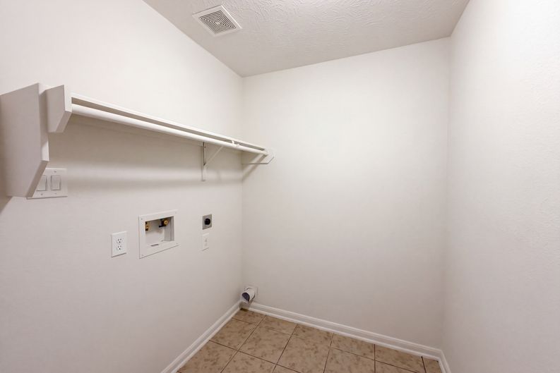 Photo 16 of 18 of 15835 Copper Oak Ln, Houston, TX