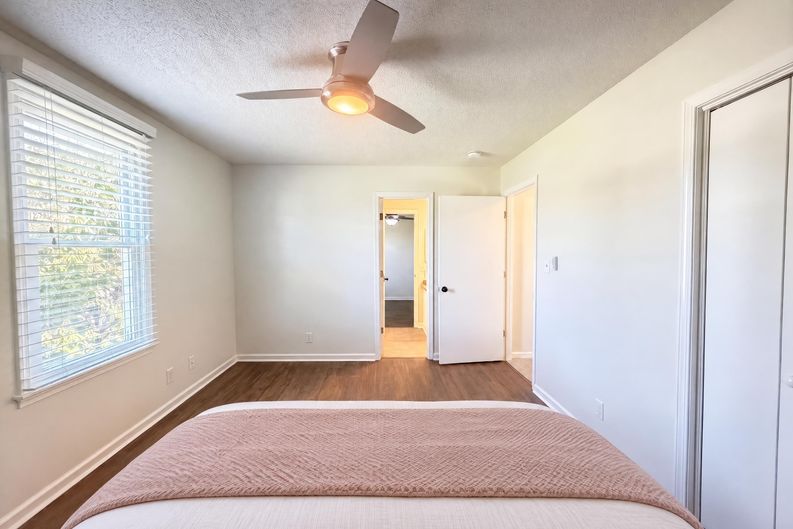 Photo 16 of 23 of 1819 Bourne Cir, Clarksville, TN