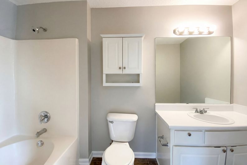 Photo 16 of 21 of 6773 Biscayne Blvd, Rex, GA