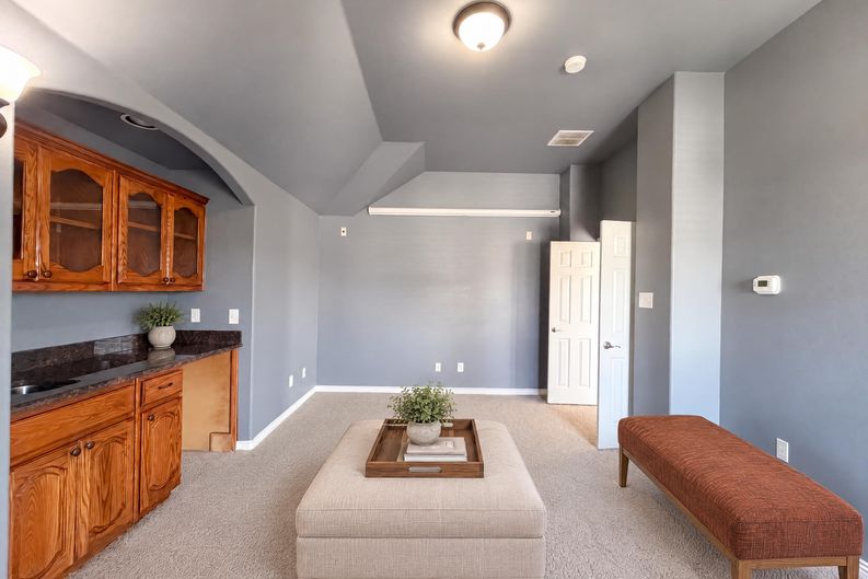 Photo 11 of 29 of 409 Lone Oak Ct, Kennedale, TX
