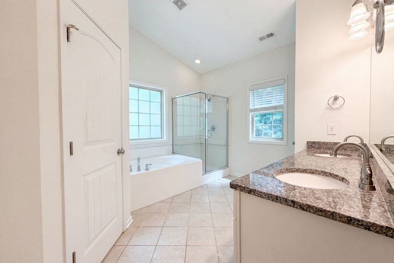 Photo 6 of 26 of 6621 Blalock Forest Dr, Willow Spring, NC