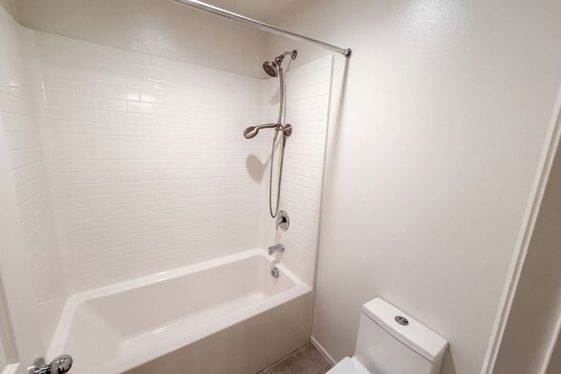 Photo 17 of 23 of 11382 Brewer Dr, Beaumont, CA