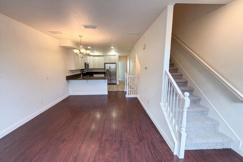 Photo 7 of 31 of 3127 Madsen St, Hayward, CA