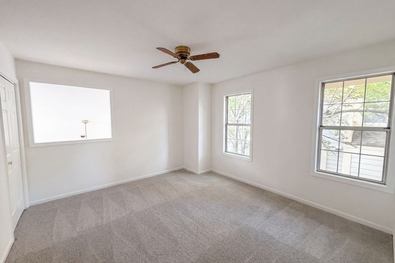 Photo 13 of 27 of 8509 Ivoryton Way, Montgomery Village, MD