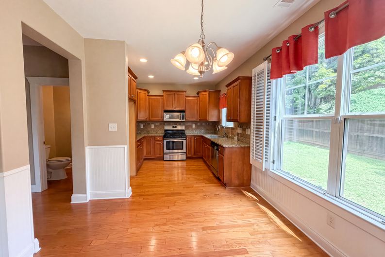 Photo 7 of 28 of 2983 Boulder Walk Ct SE, Atlanta, GA
