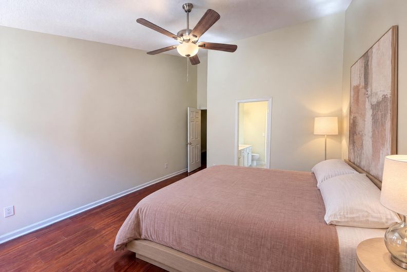 Photo 4 of 17 of 5512 Spindlewood Ct, Durham, NC