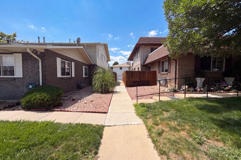 Photo 13 of 18 of 9867 Lane St, Thornton, CO