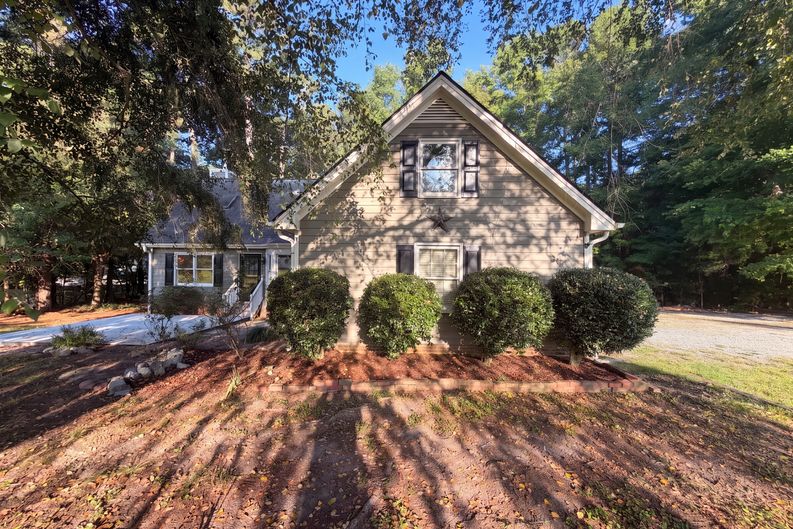 Photo 5 of 21 of 104 Rocktree Ct, Fuquay Varina, NC