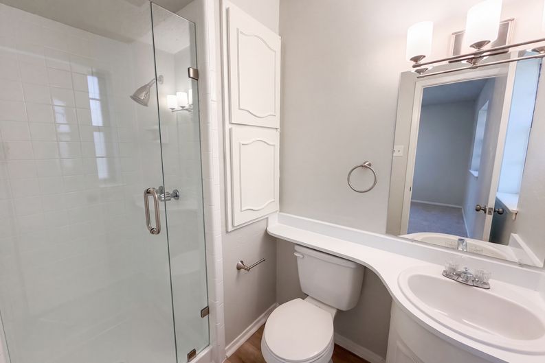 Photo 18 of 24 of 6601 Oaklawn Dr, Watauga, TX