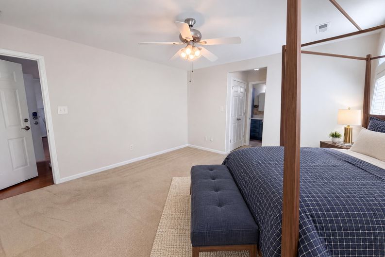 Photo 12 of 22 of 10526 Glory Meadow Ct, Charlotte, NC