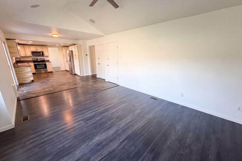 Photo 10 of 39 of 20890 E Sussex Ct, Parker, CO