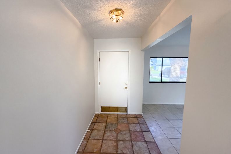 Photo 6 of 31 of 2631 Alabaster Ave, Orlando, FL