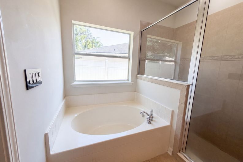 Photo 18 of 21 of 45168 Ingleham Cir, Callahan, FL