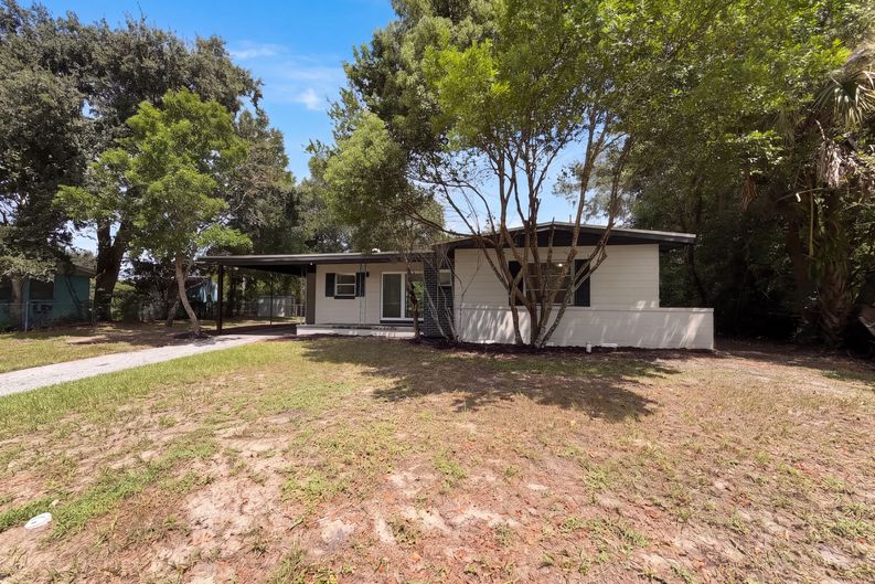 Photo 18 of 24 of 4511 Montclair Rd, Orlando, FL