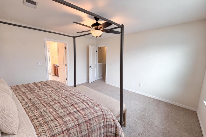 Photo 4 of 21 of 457 Stoney Field Dr, Moncks Corner, SC