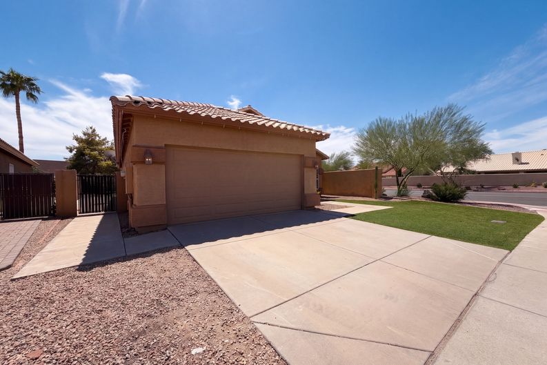 Photo 24 of 30 of 3549 E Rocky Slope Dr, Phoenix, AZ