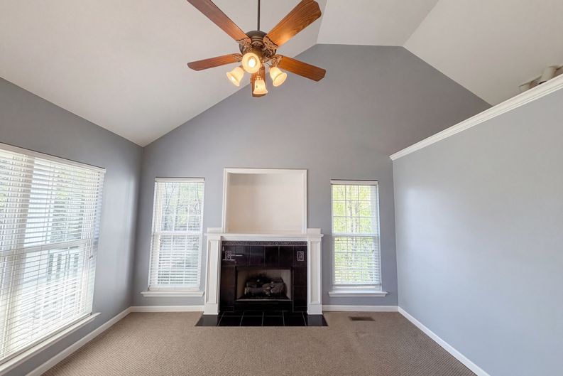 Photo 8 of 26 of 6937 Bucksland Dr, Ooltewah, TN