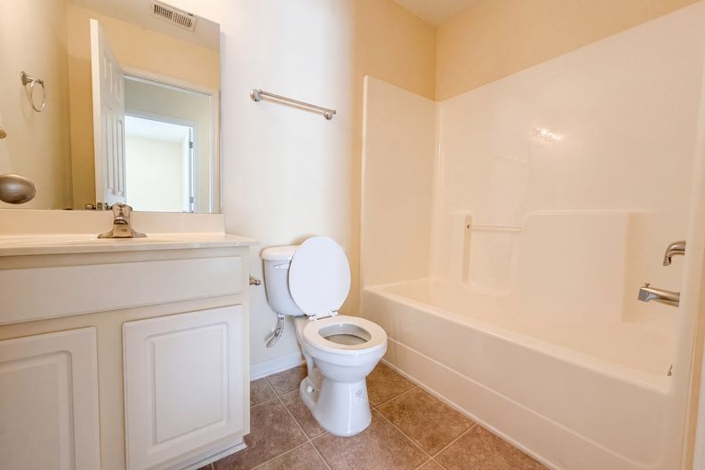 Photo 10 of 15 of 1033 Rabon Pond Dr, Columbia, SC