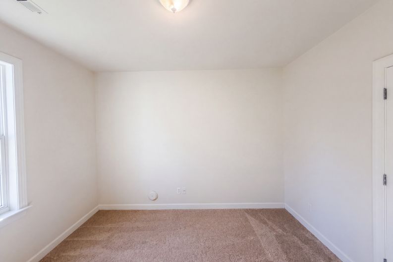 Photo 15 of 22 of 6205 Lea Ray Dr, Greensboro, NC