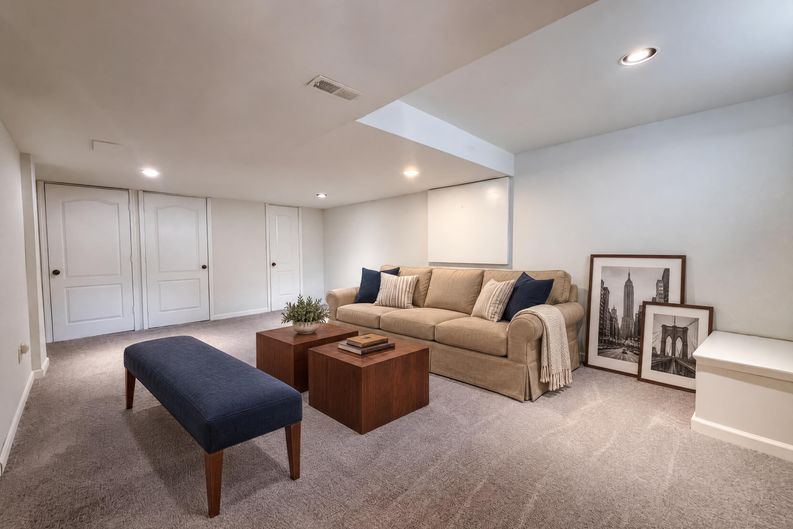 Photo 34 of 51 of 7966 Lazelle Woods Dr, Westerville, OH