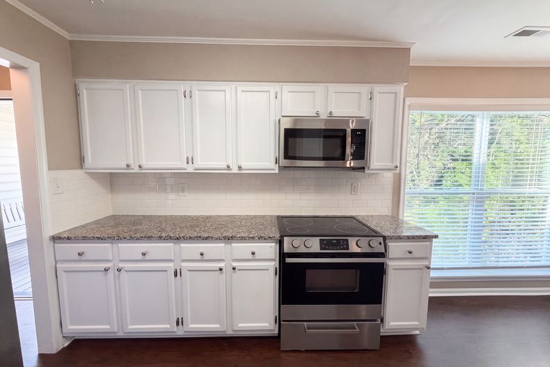 Photo 12 of 17 of 6009 Lanai Ln, Fort Mill, SC