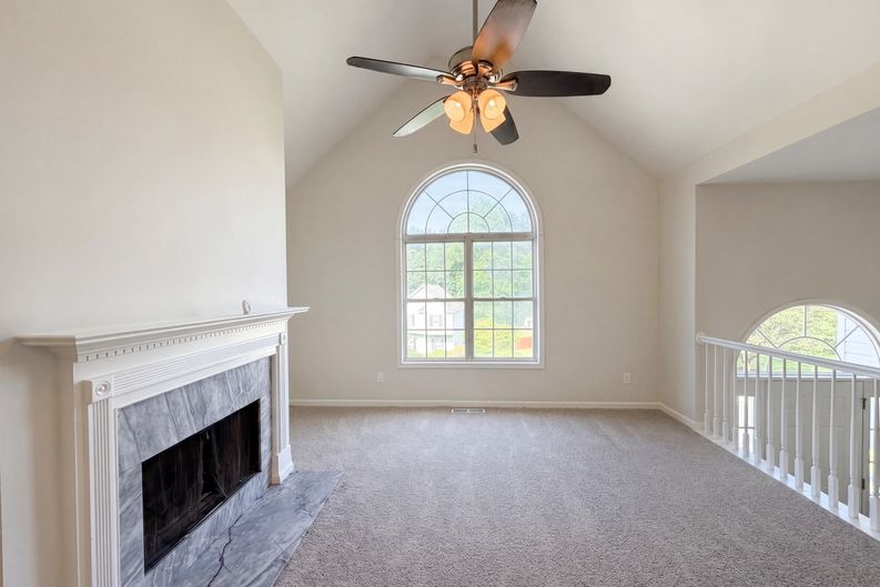 Photo 11 of 33 of 6158 Autumn View Cv NW, Acworth, GA