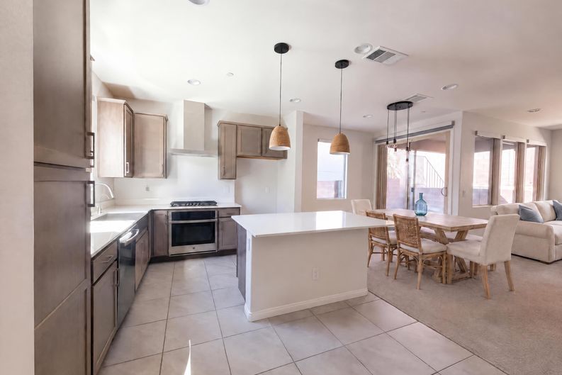 Photo 6 of 26 of 655 Angel Aura St, Las Vegas, NV